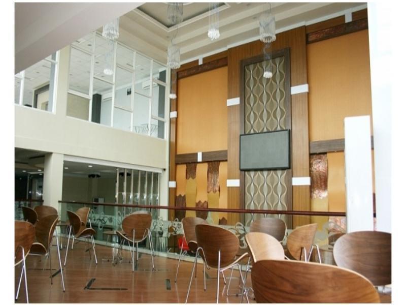 Citihub Hotel Yogyakarta Exterior photo
