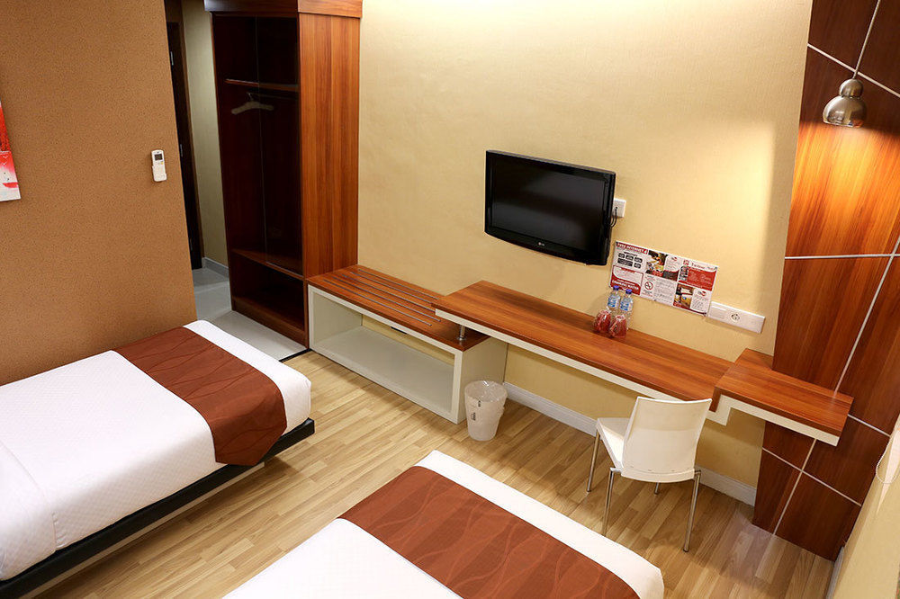 Citihub Hotel Yogyakarta Exterior photo
