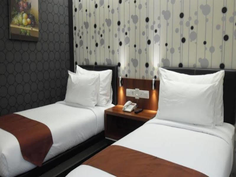 Citihub Hotel Yogyakarta Exterior photo